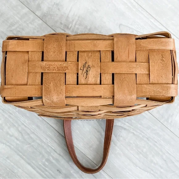 Longaberger Tall Key Basket with Protector - Picture 6 of 6